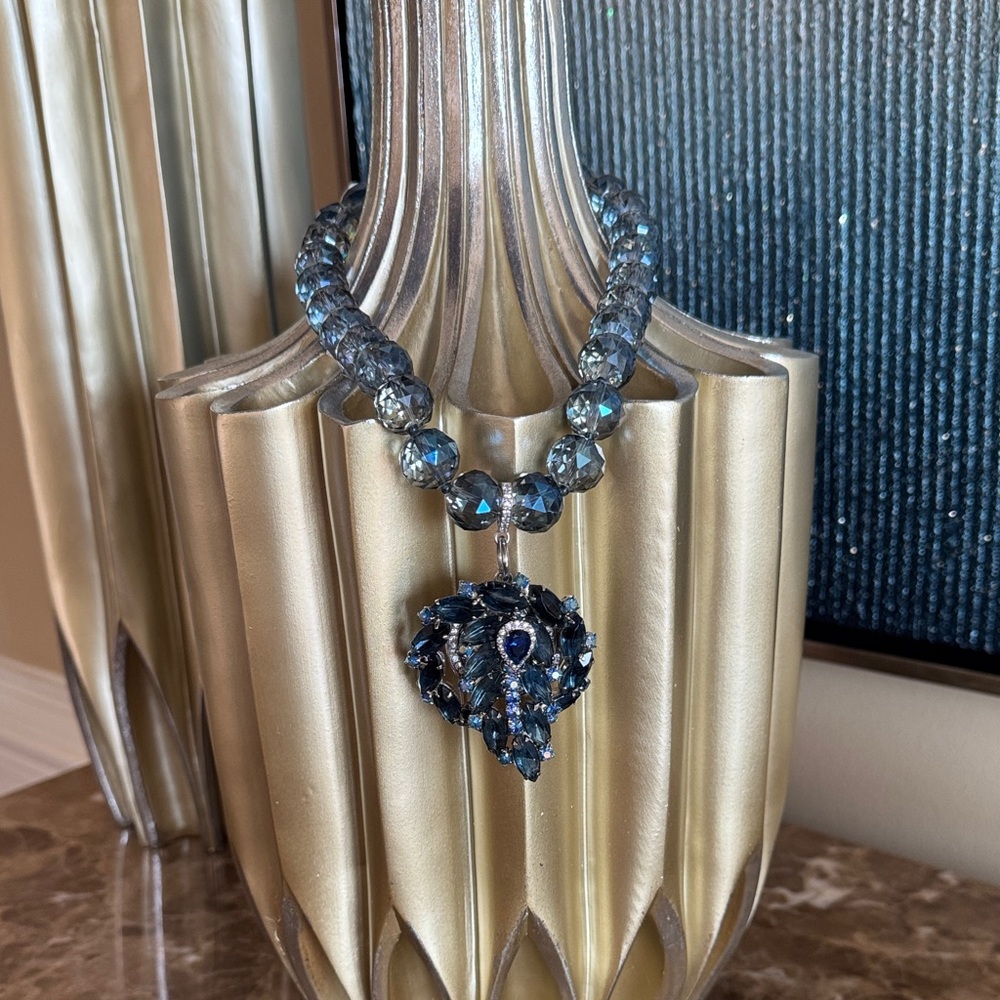 One of a Kind Faceted Blue Crystal Pendant Necklace - Women Jewelry